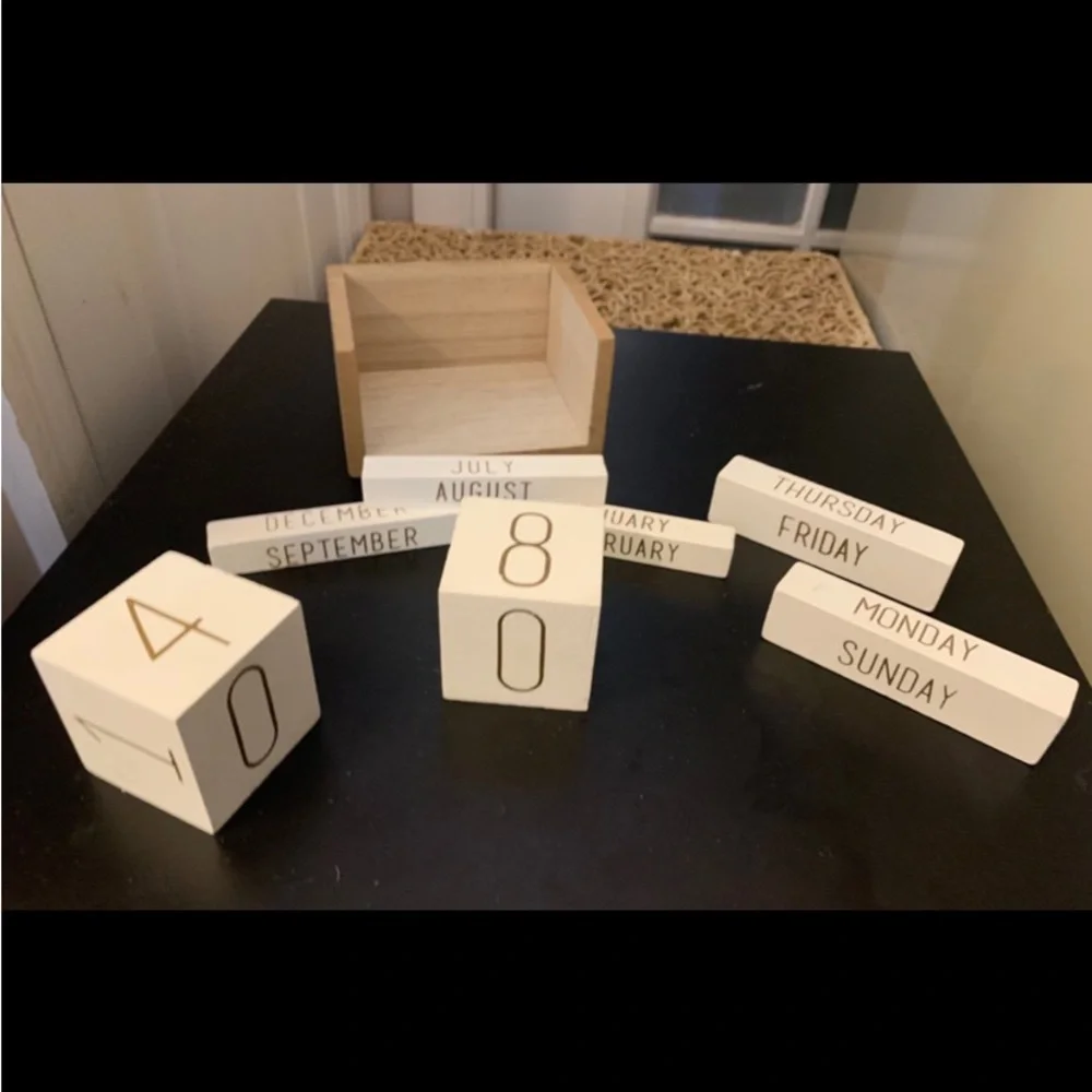 Wooden Block DeskTop Perpetual Calendar. Includes: Date,Month, Day Blocks